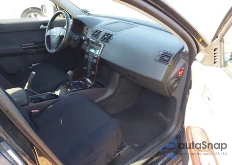 2006 Volvo S40 2.4I from USA, damaged, VIN YV1MS390262166818